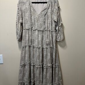 Storia Beige Patterned Long Sleeve Dress